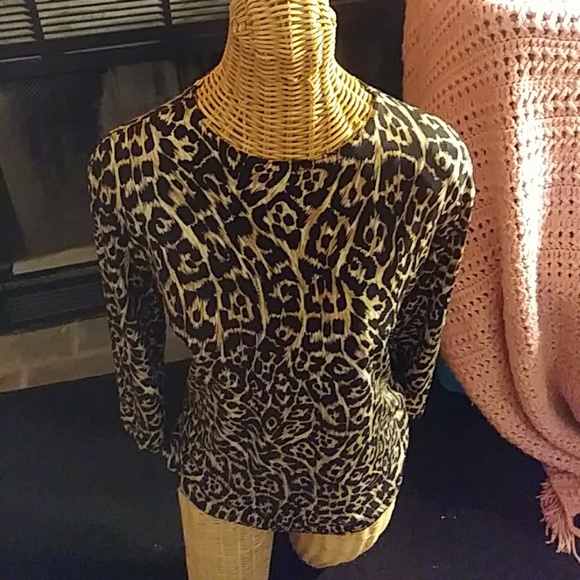 Cheetah print blouse - Picture 2 of 2